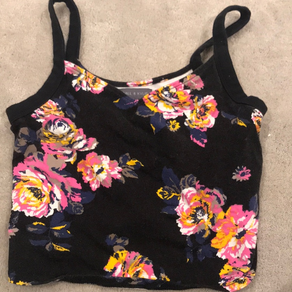 Kendall And Kylie Crop top